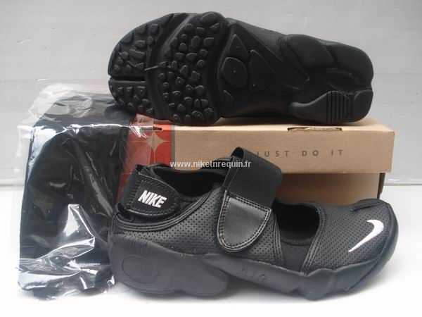 Parfaite Nike Shox Rift Chaussures De Course Noir